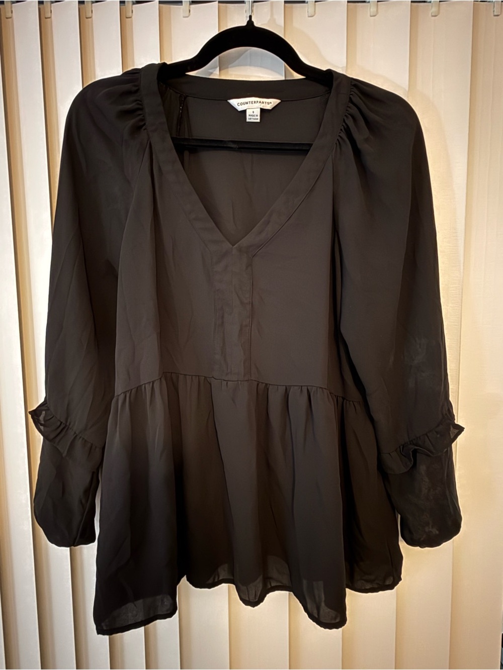 Counterparts Women’s Black long-sleeve blouse - Size Small